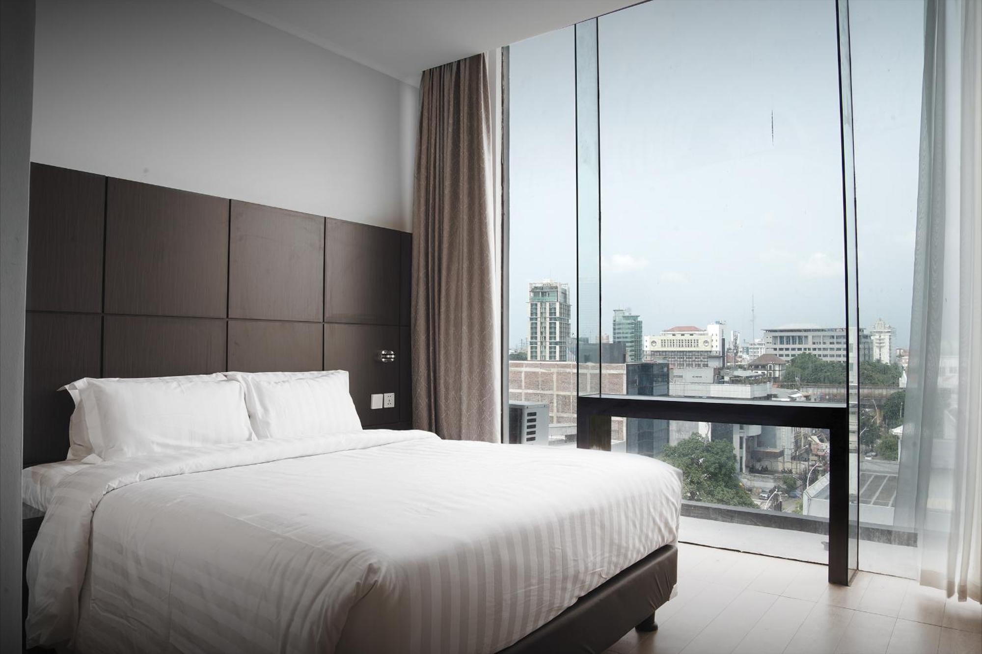 Dreamtel Jakarta Exterior foto