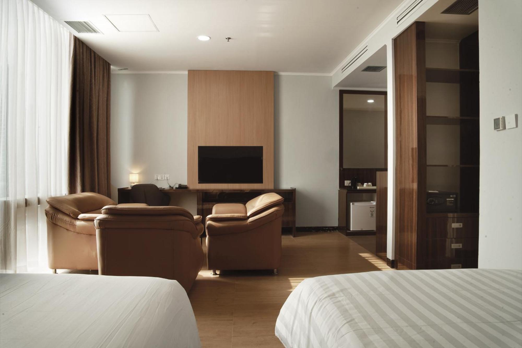 Dreamtel Jakarta Exterior foto