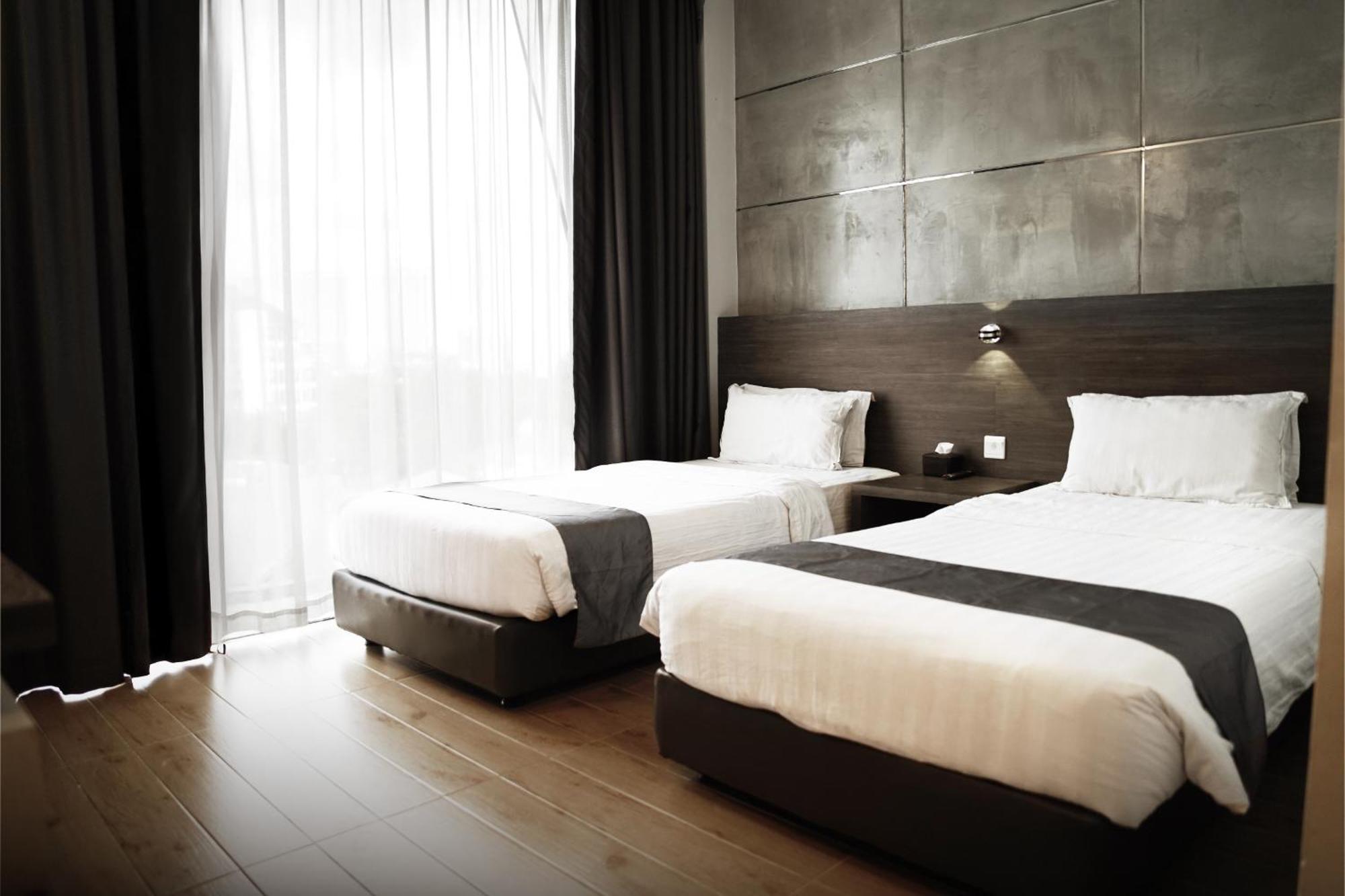 Dreamtel Jakarta Exterior foto