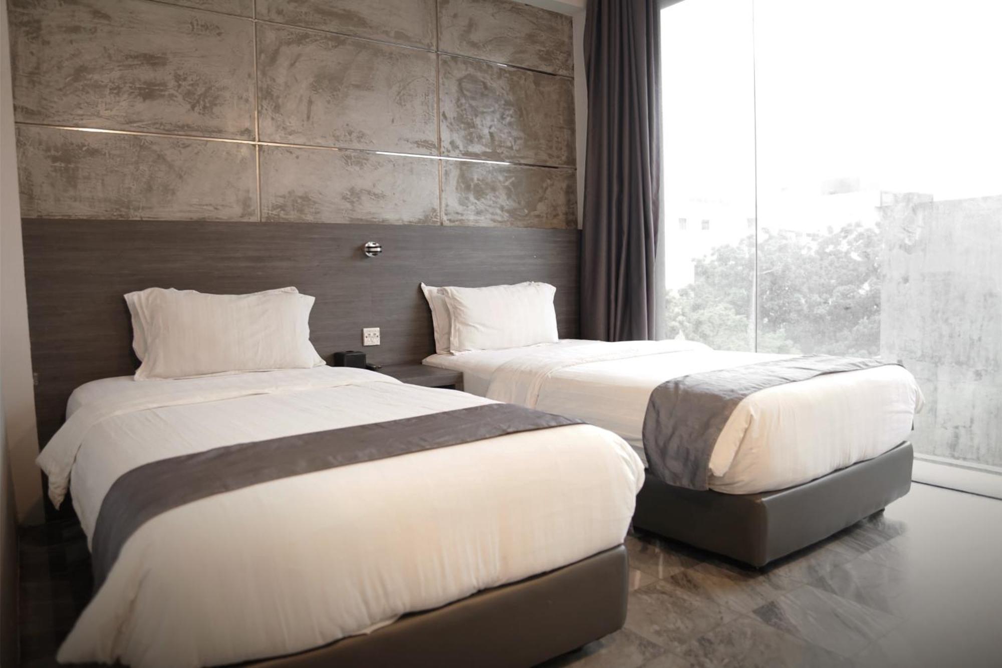 Dreamtel Jakarta Exterior foto